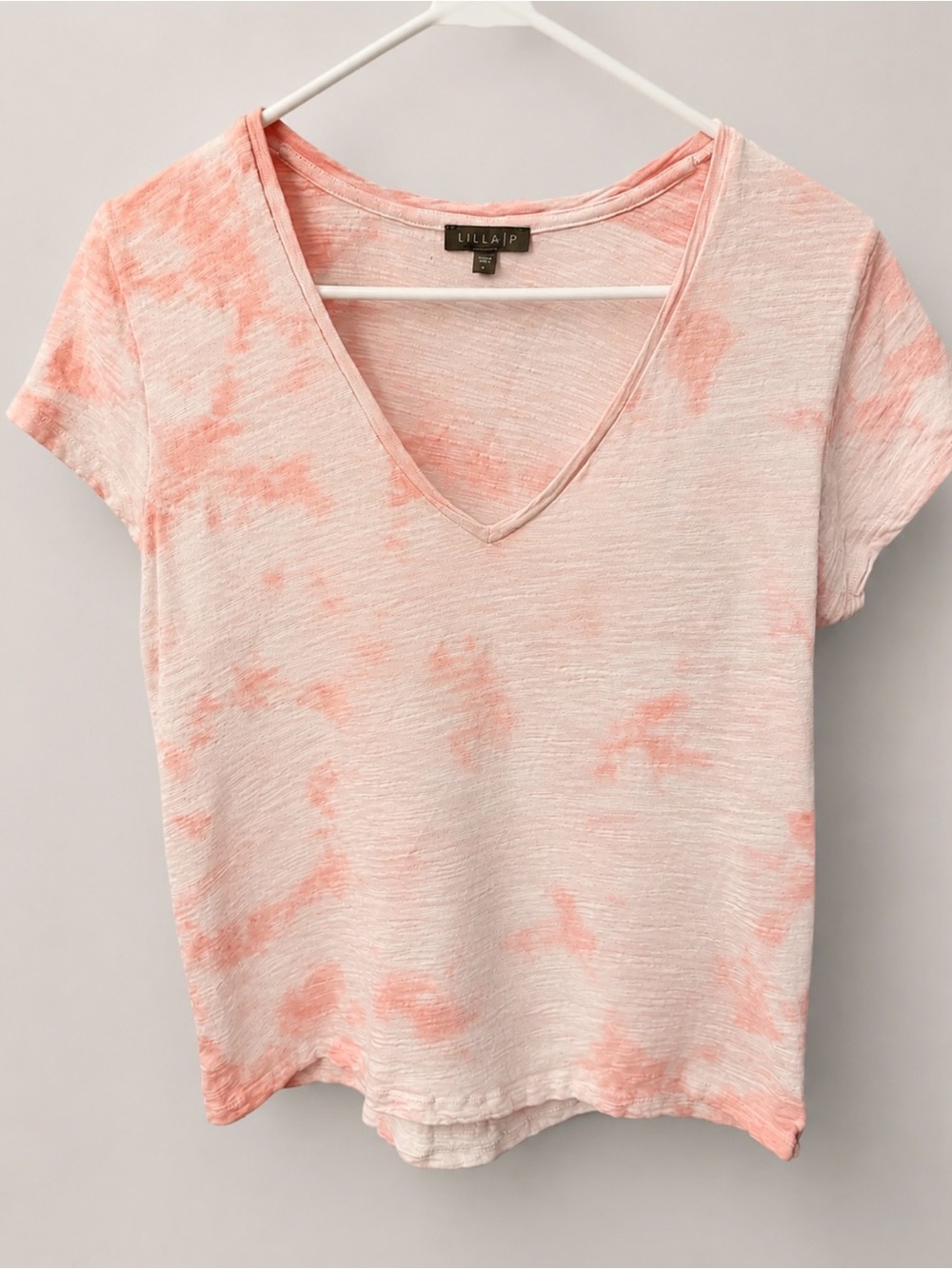 Lilla P Women's Coral Pink Tie-Dye V-Neck Short Sleeve Tee